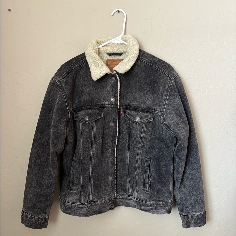 Levi’s Sherpa Trucker Jacket
